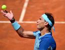 Defending champion Nadal moves into Last-16 in Rome