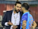 SEE: What Yuvi Did Tell Kohli?