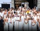 Indian cricketers visit Padmanabhaswamy temple