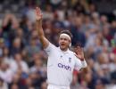 Yuvi congratulates Broad on 'super-inspiring journey'