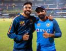 Shami, Siraj 'enjoy' bowling together!