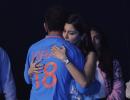 Anushka Comforts Virat After Heartbreak