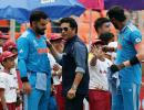 IND vs PAK: What Did Tendulkar Tell Kohli?