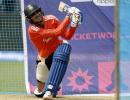 India aim to gain upper hand over struggling Kiwis