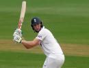 Dravid applauds England's skilful batting approach