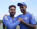 SEE: Rishabh Pant, SKY turn golfers