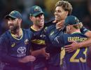 Johnson helps Australia clinch T20 series with Pak