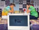 Global Chess: Carlsen suffers shock loss