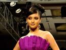 Riya Sen goes glam at Kolkata FW