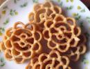 Recipes: Achu murukku, kaju barfi and mutton curry