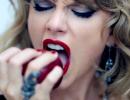 Taylor Swift takes a bite out of Apple