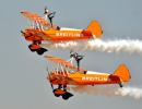 Breitling Wingwalkers: Out on the wing