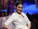 Sonaskshi Sinha shows her dance moves on the ramp!