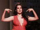 Must See: Sona Mohapatra walked like she owned it!