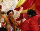 Don't miss! STUNNING images of sindoor khela