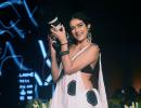 Aakanksha Singh Gets Flirty