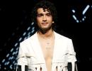 Will Ranveer Say Yes To Shantanu's Edgy Suit?