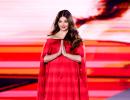 Glorious Aishwarya Woos Paris