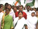 Bengal backtracks on Singur ordinance