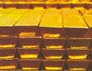 Gold surges to Rs 17,500 per 10 gm