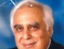 IIT-govt standoff resolved: Sibal