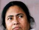 Mamata flashes red signal to divestment