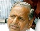 Rising prices: Mulayam blames UPA, opposition