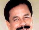 Court issues bailable warrant against Sahara chief