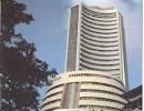 Sensex pares gains as sentiment turns sour