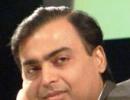 Mukesh Ambani meets Montek for nearly an hour