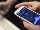 After EMIs, Samsung offers cash back to woo smartphone buyers