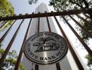 Every adult should have a bank account by Jan 1 2016: RBI