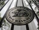 RBI clamps down on rupee speculation overseas