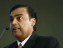 Kejriwal to file cases against Mukesh Ambani over gas pricing