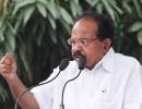 Govt to examine EC order on natural gas, says Moily