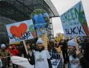 World reacts to new climate accord