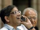 Volatile markets end flat; Sensex gains 25% in FY15