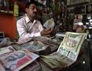 Rupee snaps 2-day gains, ends down 31 paise at 68.38