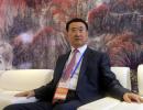 China's richest man owns 125 shopping plazas and 68 five-star hotels!