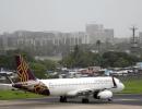 Vistara to hire 100 pilots, 400 cabin crew from Jet