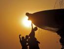 As temperature soars, power demand across India hits record high