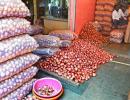 Farmers' protest over onion stock leads to price fall