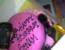 Sonam Kapoor's fashionable birthday cake