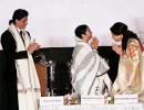 Shah Rukh Khan bonds with Mamata Banerjee