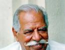 Dara Singh continues to be critical in hospital