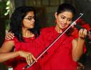 Review: Chaarulatha is Priya Mani's show all the way