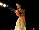 Kalki, Juhi, Hrishita: SEXIEST Bollywood gals on the ramp