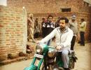 Photo: Emraan Hashmi shoots with Danis Tanovic