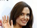 Angelina Jolie undergoes preventive double mastectomy