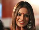 Birthday Special: Bipasha Basu's FABULOUS desi avatars